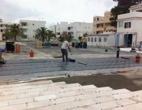 Impermeabilización bicapa sobre parkin, en plaza Europa Formentera